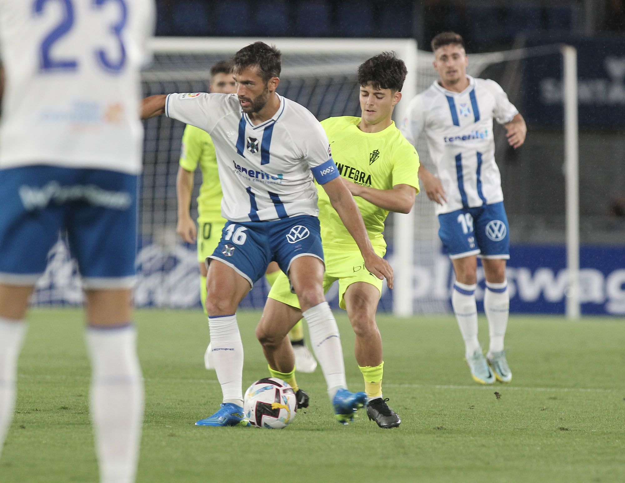 En imágenes: el Sporting suma un punto en Tenerife