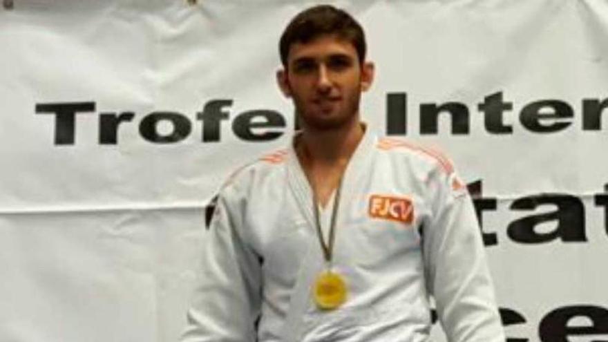 Alberto Menéndez, oro en la Copa de Barcelona