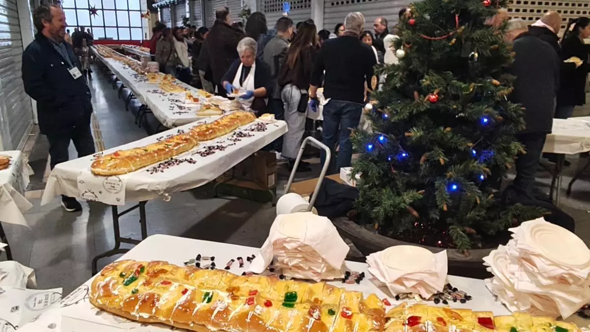 El Roscón Gigante de Lucena endulza la Navidad