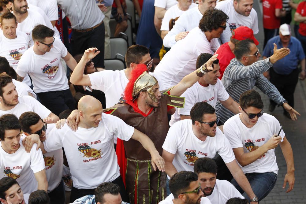 Así ha sido la fiesta del ascenso del Atlético Saguntino a Segunda B