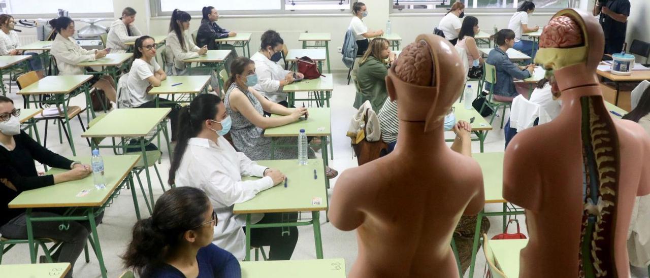 Examen de oposición para docentes el pasado año, en Santiago.   | // XOÁN ÁLVAREZ