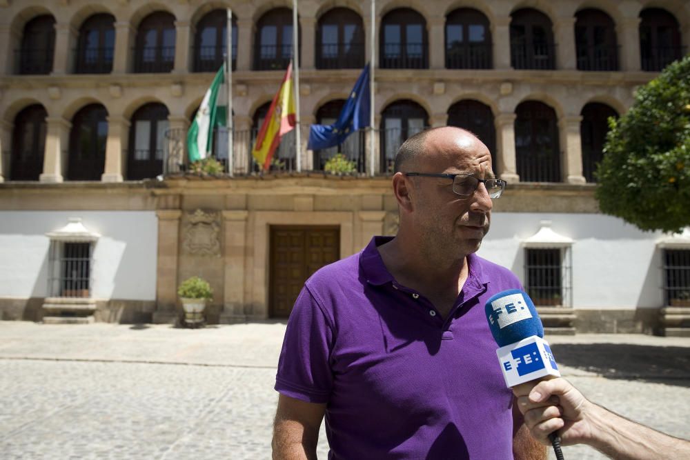 TRES DÍAS DE LUTO OFICIAL EN RONDA (MÁLAGA) ...