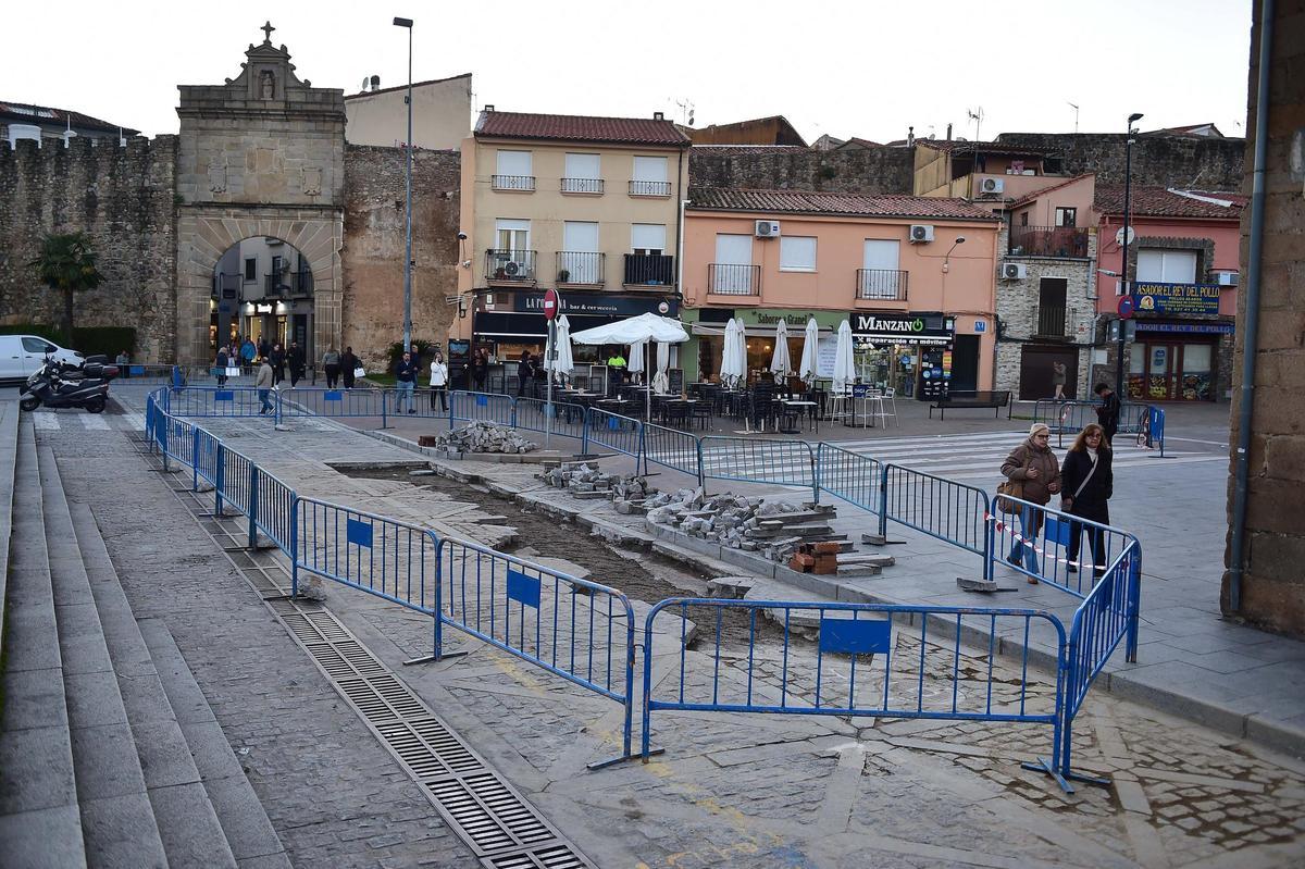 El Ayuntamiento de Plasencia avisa de cortes de agua nocturnos que afectarán a nueve barriadas, este martes 10 de marzo.