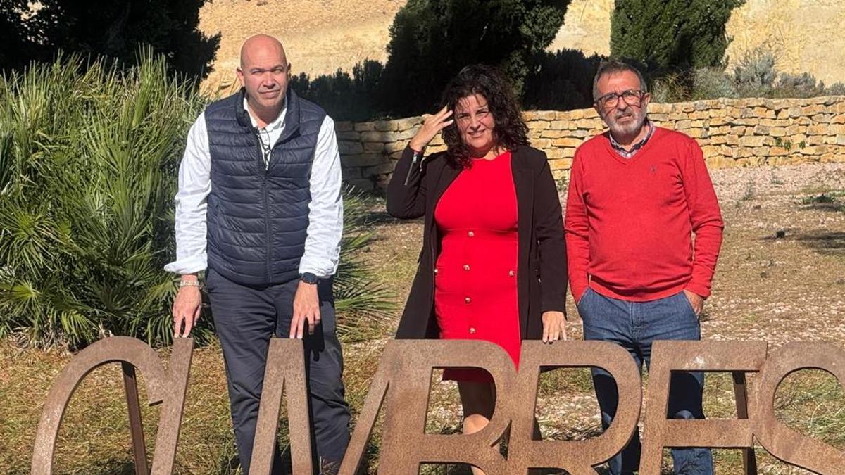 Pérez Casas (PP), Eva Tejedor (Ucin) y Luís Trejo (PP).