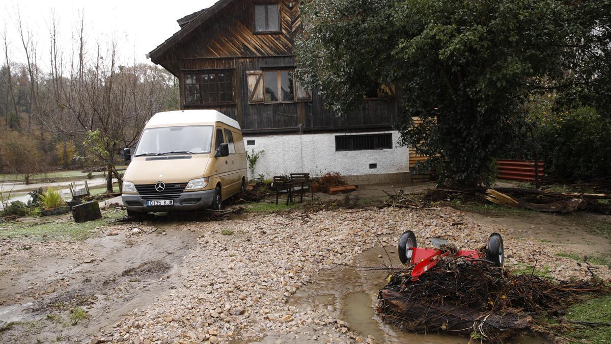 Inundaciones en Asturias: Todas las imágenes de una complicada jornada de lluvias