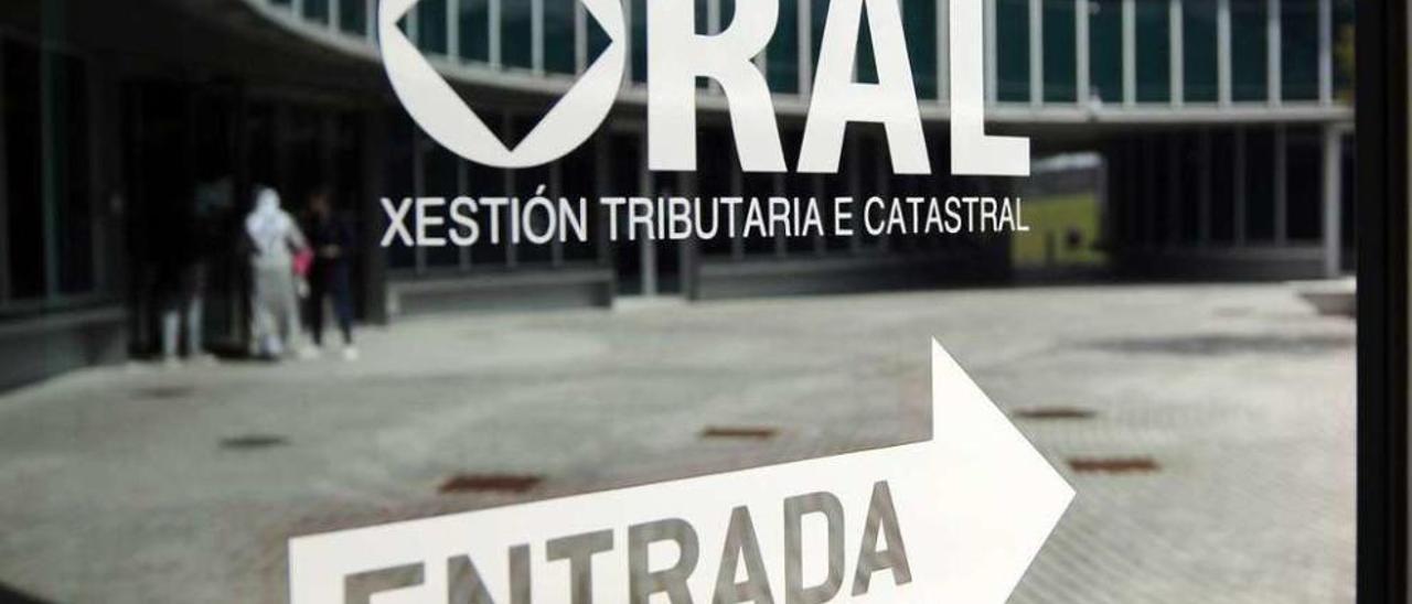 Oficinas comarcales de recaudación del ORAL, en el consistorio de Lalín. // Bernabé/Javier Lalín