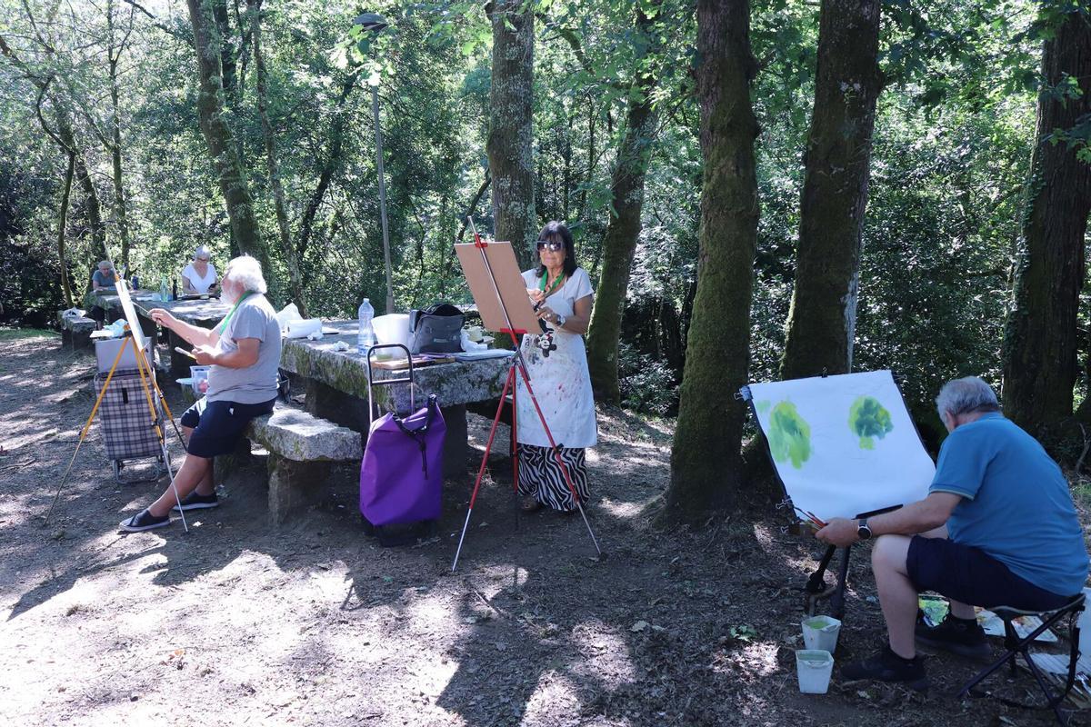El grupo realizó una sesión de pintura en las islas de Gres.