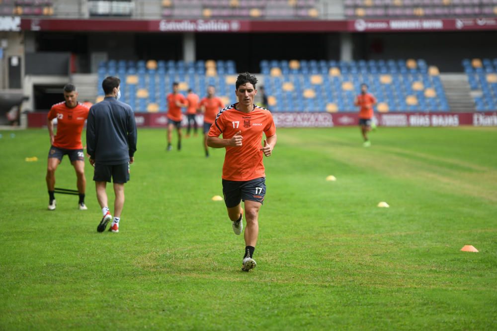 Máxima intensidad y cero contacto en la vuelta al trabajo del Pontevedra CF