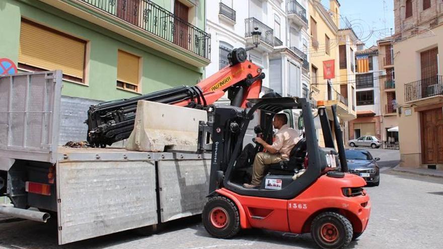 Segorbe coloca bloques de hormigón para las fiestas