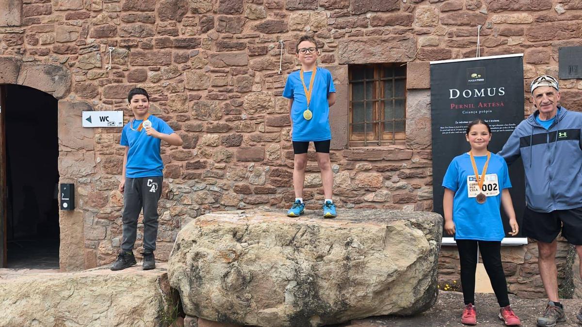 Una trentena de persones corren contra l’ELA a Moià en una cursa solidària vinculada al repte de la Ruta 66 Una trentena de persones corren contra l’ELA a Moià en una cursa solidària vinculada al repte de la Ruta 66