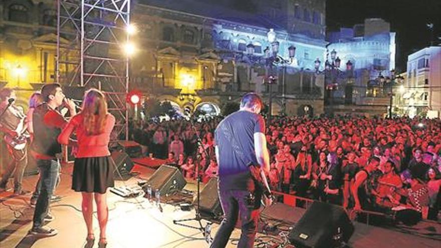 Casi 10.000 personas disfrutaron de la Noche Blanca de Montilla