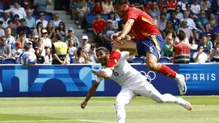 Sergio Gómez y los 'veteranos' rescatan a España en su estreno en los Juegos Olímpicos ante Uzbekistán