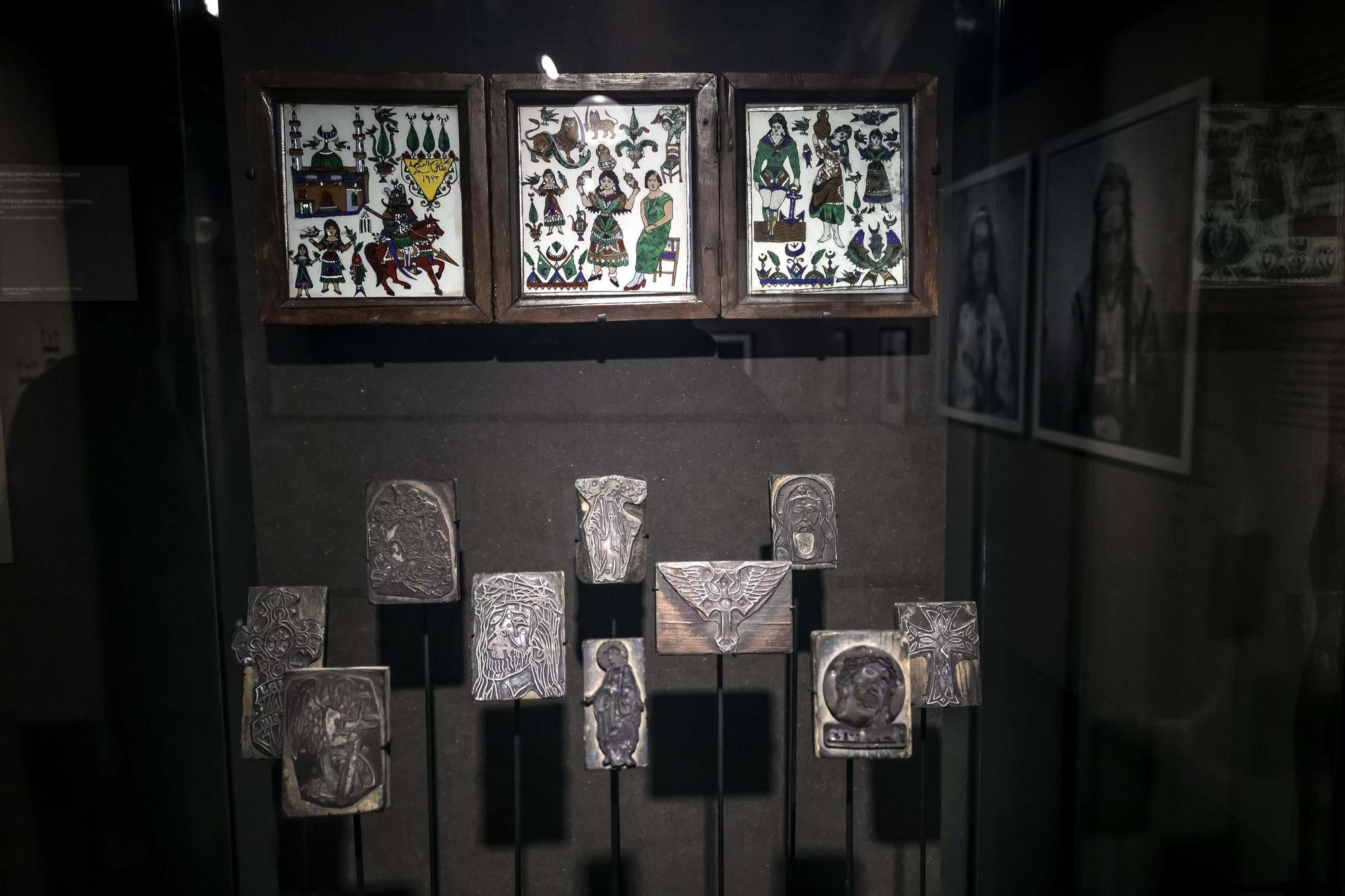 CaixaForum Palma inaugura una exposición sobre la evolución de los tatuajes con más de 240 piezas