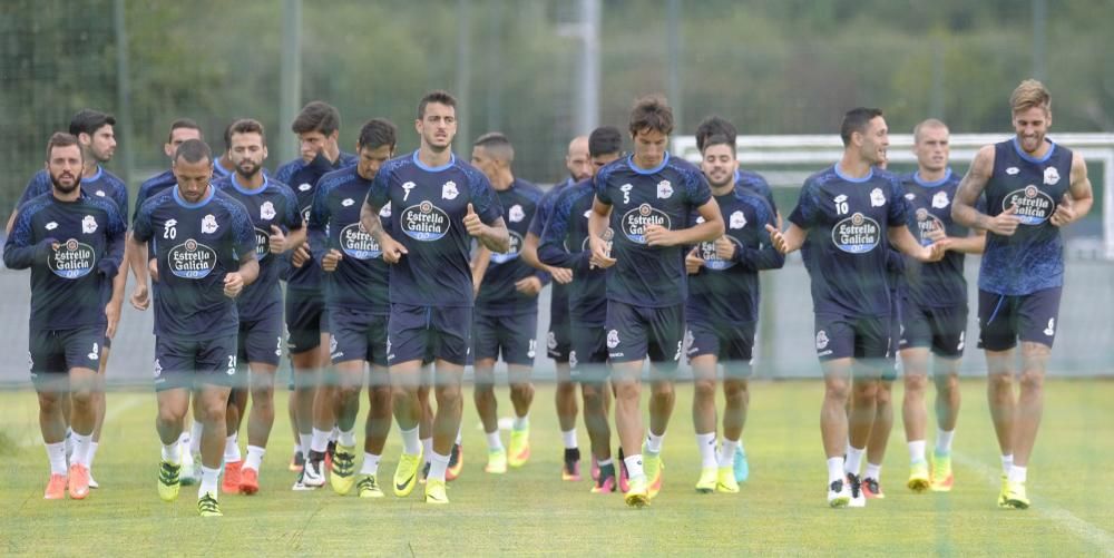 Sesión del Dépor antes de medirse al Athletic