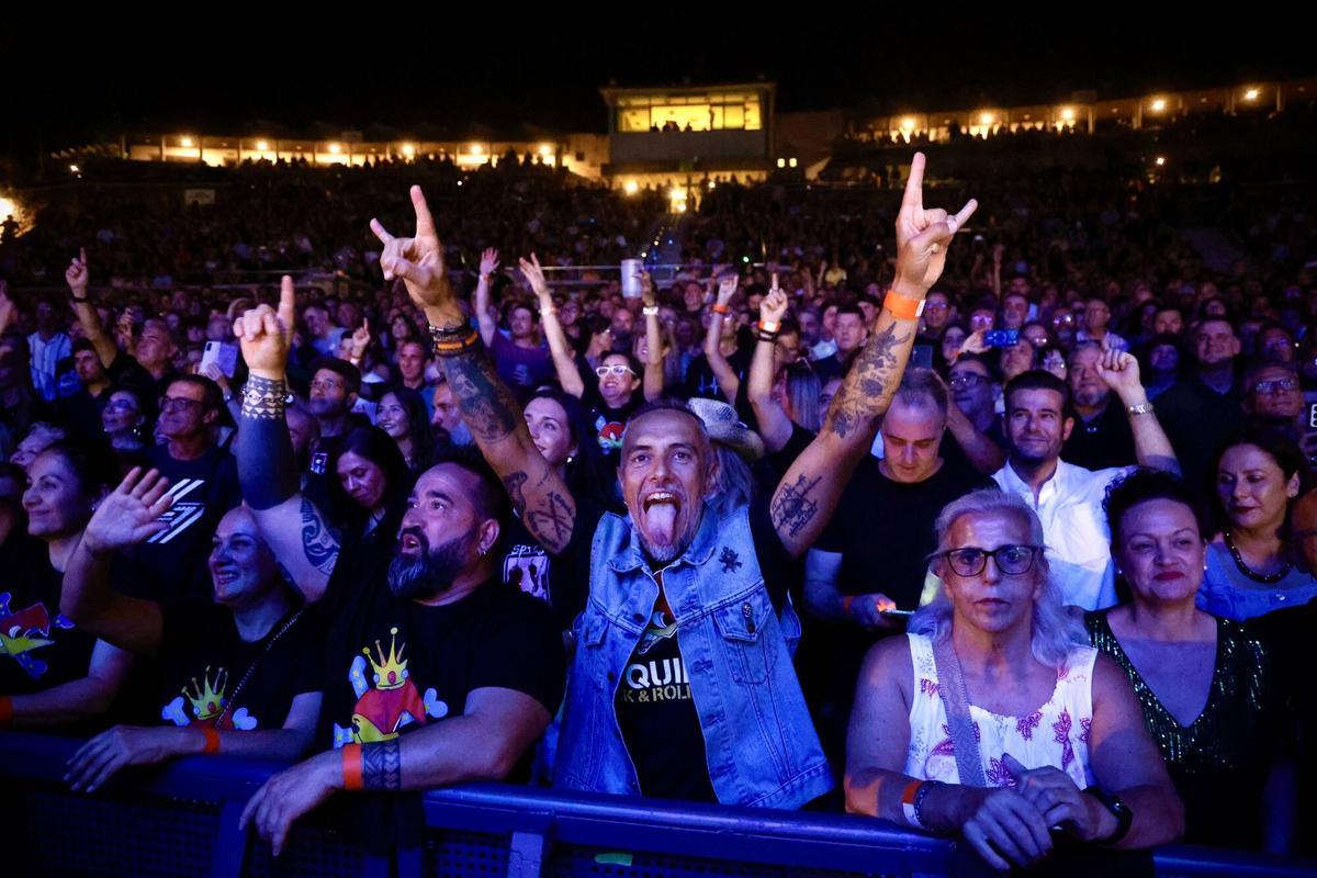 Loquillo y David Russell animan la noche cordobesa