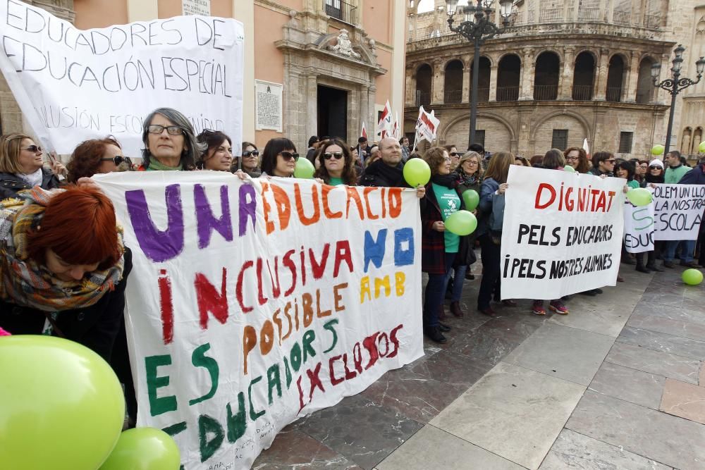 Protesta de educadores de infantil y especial