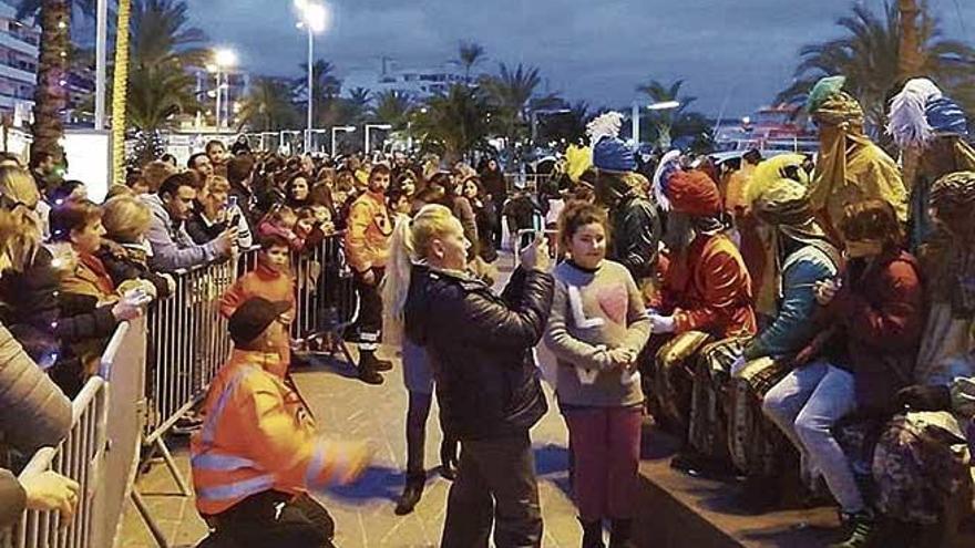 El PP denuncia la contratación ilegal de publicidad en la pasada Cabalgata de Reyes de Alcúdia