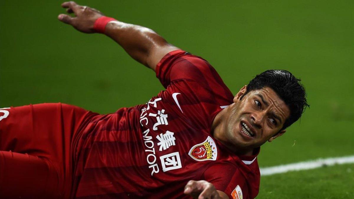 Hulk, durante un partido con su equipo en la Superliga china