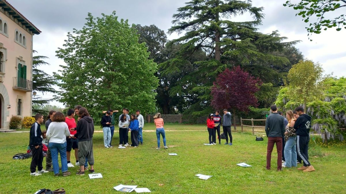 Curs d'educació emocional en el cicle superior escola forestal de Santa Coloma de Farners.