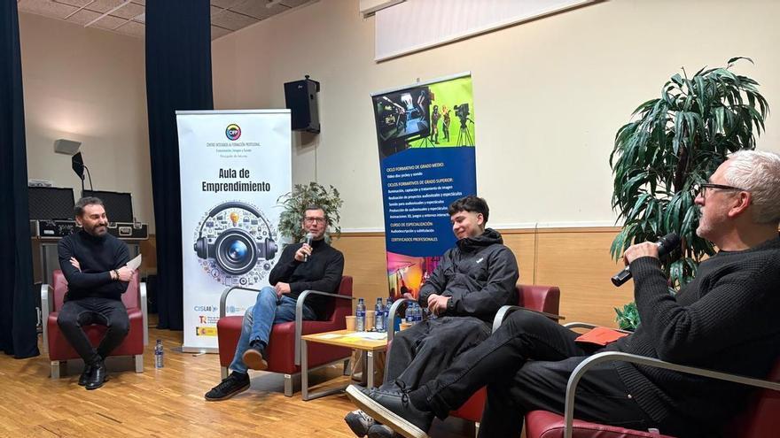 El auge del empleo en el sector audiovisual permite al centro de FP de Comunicación de Langreo colocar a más del 50% de sus alumnos