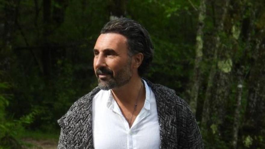 Guillermo Castro.
 | D.P.