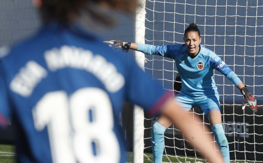 Las imágenes del derbi Valencia - Levante femenino