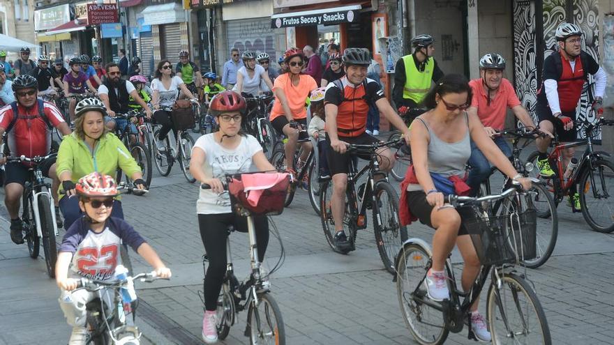 Participantes en la pedalada