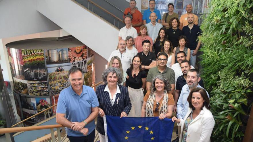 Los investigadores y el personal de la Oficina de Proyectos Europeos.