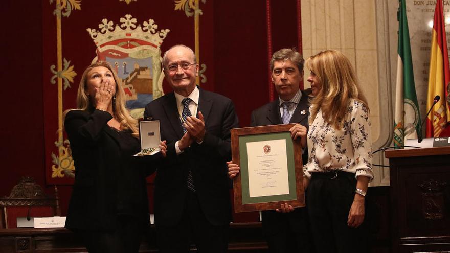 Chiquito y Antonio de Canillas ya tienen la medalla de la ciudad que amaron