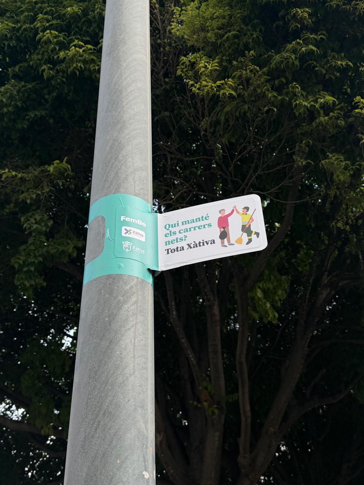 Banderola colocada con la campaña "FemBé" de Xàtiva.