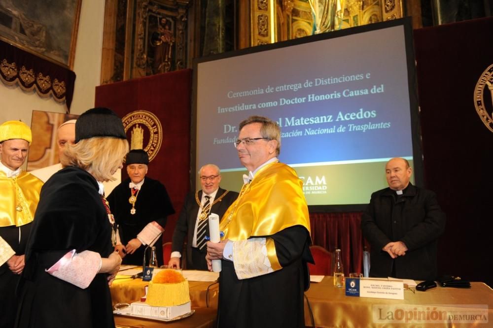 El fundador de la Organización Nacional de Trasplantes, Rafael Matesanz, es investido doctor Honoris Causa por la UCAM