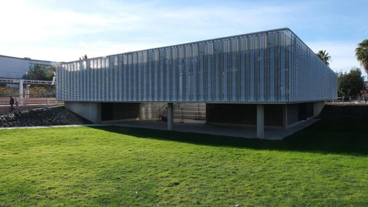 biblioteca Clara Campoamor Cornellà