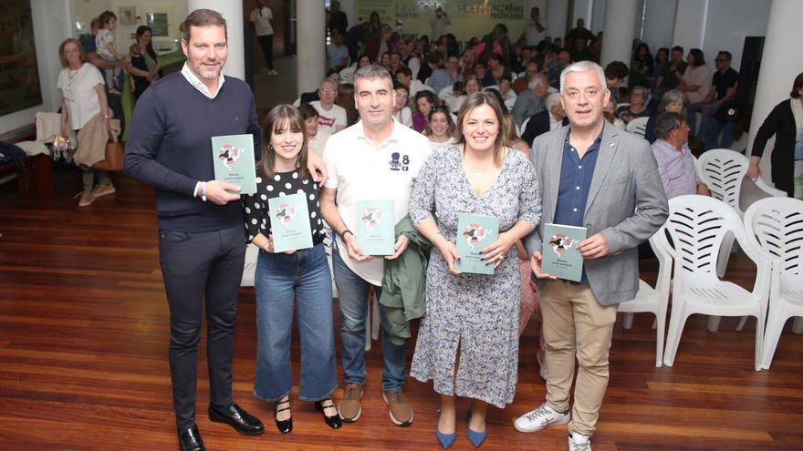 José López, Laura Filloy, Xosé Luna, Ana Cela e Valentín García, onte, no MOME.  | // BERNABÉ
