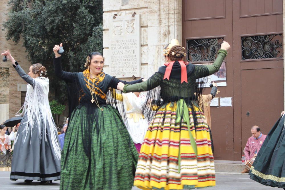 Estreno de los Balls al Carrer de las Fallas 2020