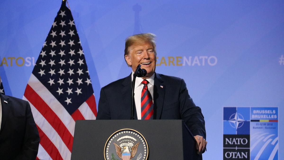 Pla mig del president dels Estats Units, Donald Trump, durant la roda de premsa posterior a la cimera de l’OTAN a Brussel·les el 12 de juliol del 2018