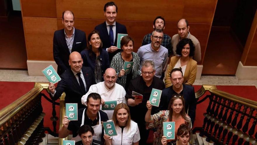 Los participantes, ayer, en la Casa Consistorial.