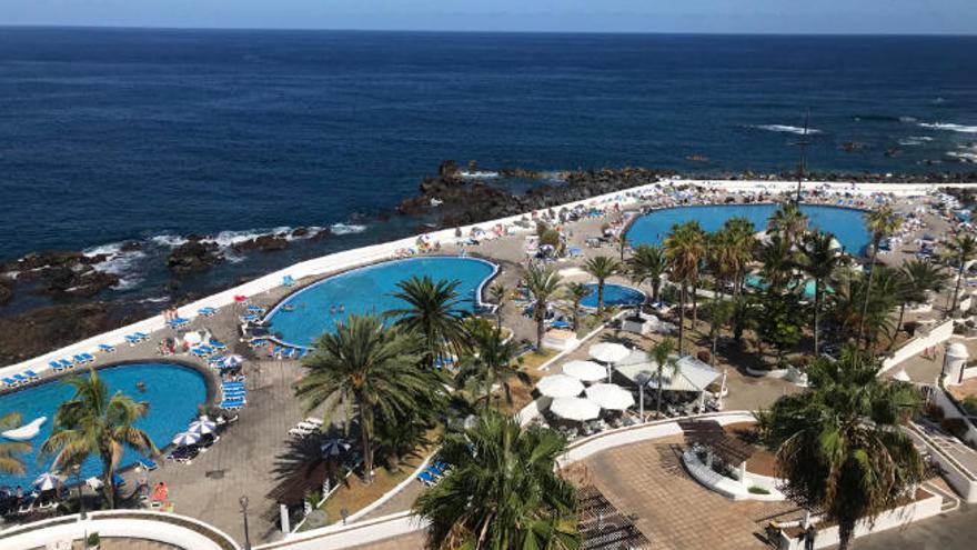 Piscinas del popular Lago Martiánez, en el Puerto de la Cruz.