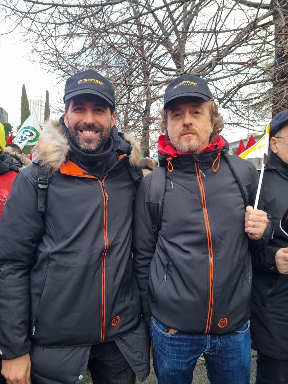 Bonifacio Suárez y Ángel González, maquinistas asturianos
