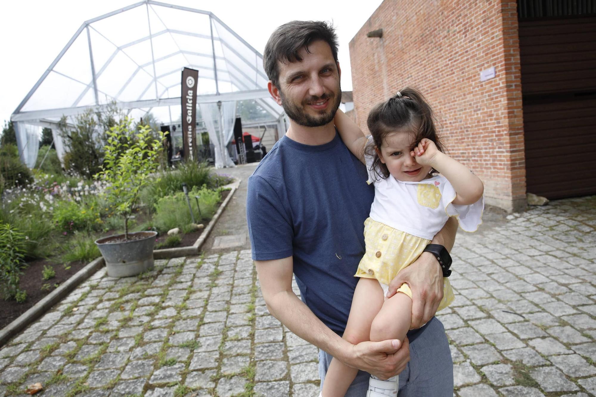 El grupo gijonés "Plana Mayor" abre los conciertos del Jardín Botánico (en imágenes)