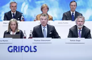 La crisis de Grifols, tras asomarse al abismo en bolsa, en diez claves