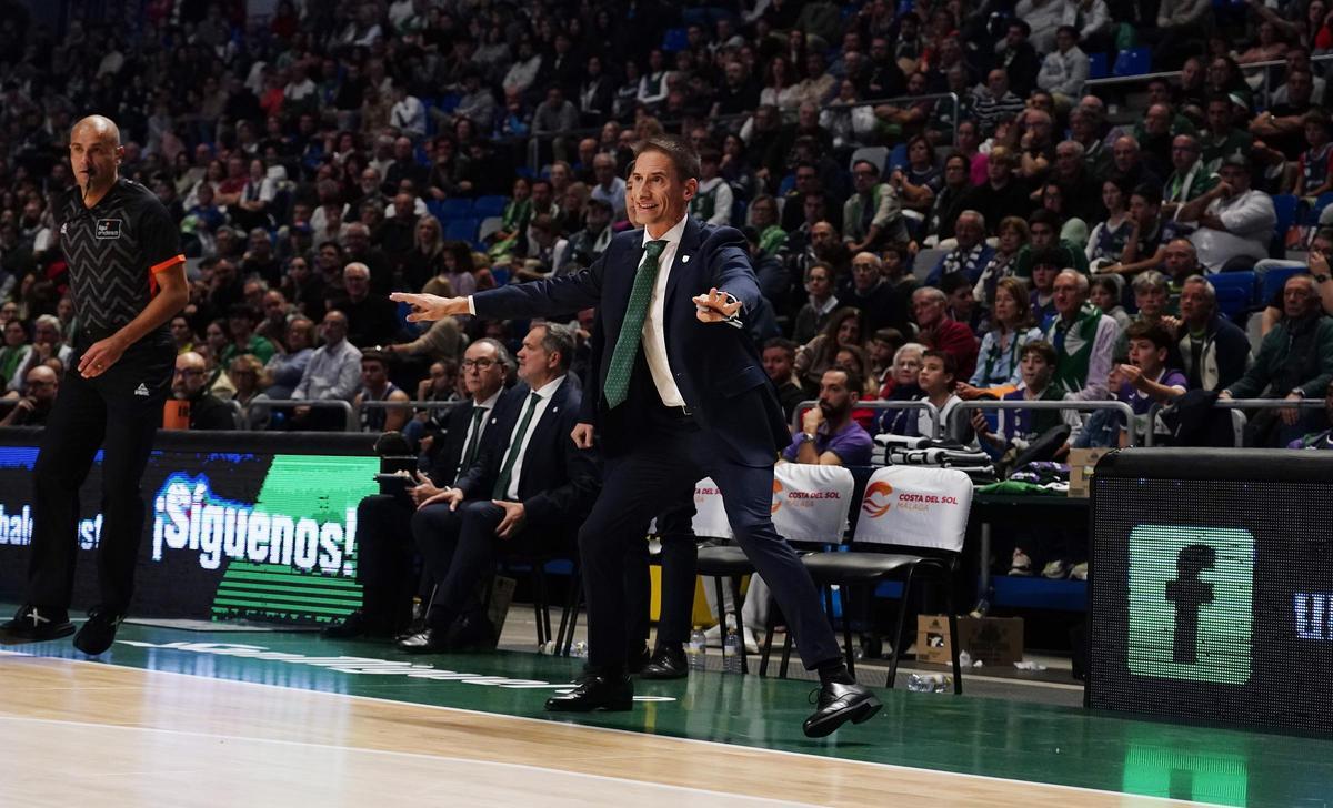 Alberto Miranda, en un partido en el Martín Carpena.