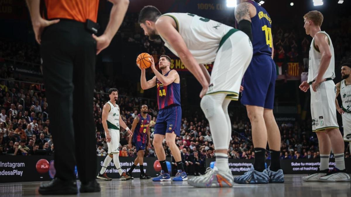 Xavi Pascual destacó el buen final de partido de Joel Parra
