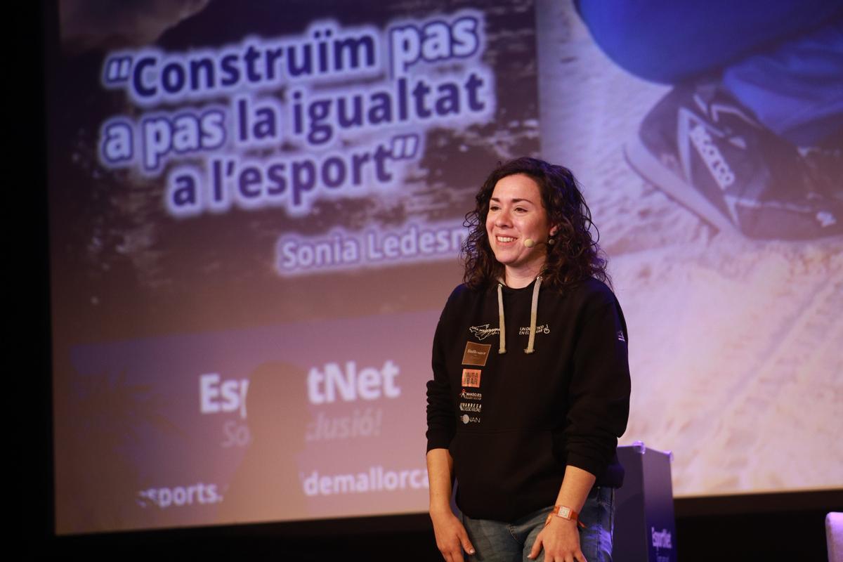 La copiloto mallorquina Sonia Ledesma, hoy por la mañana en Inca.