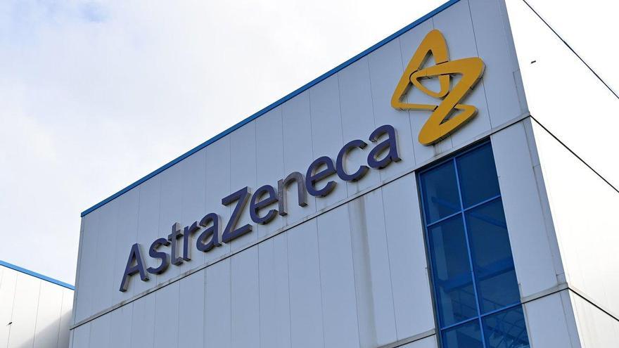 AstraZeneca interrumpe los ensayos de su vacuna por la reacción adversa en un voluntario