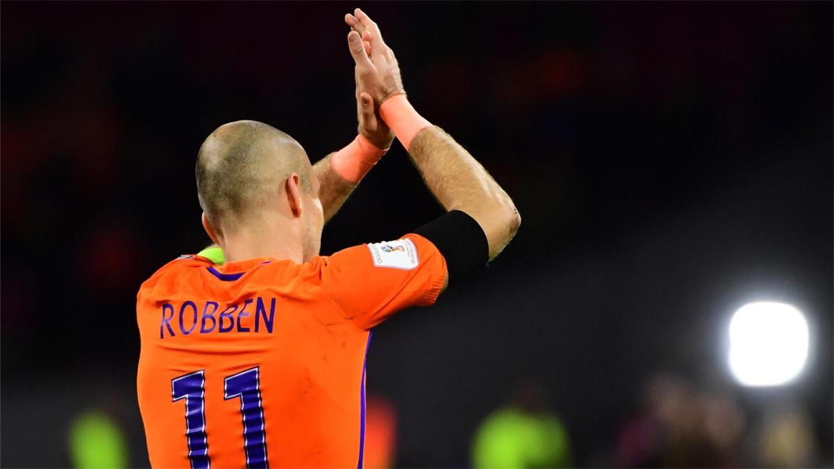 Arjen Robben deja la selección