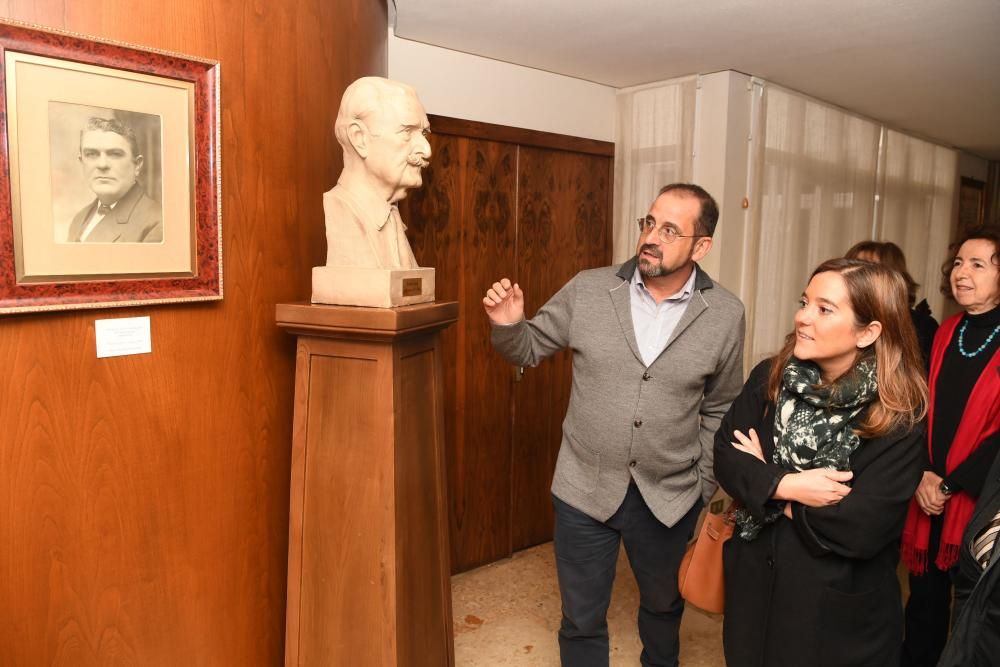 Inés Rey visita a Real Academia Galega