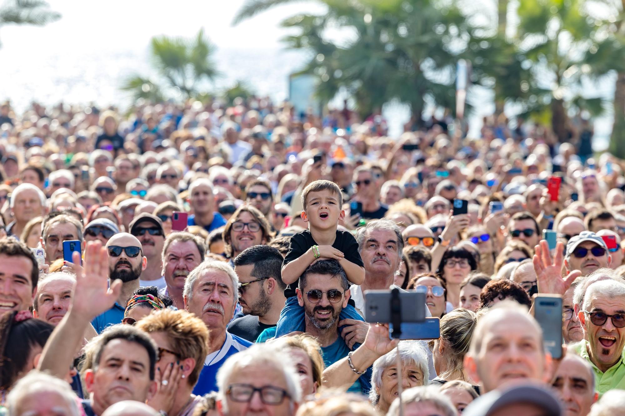 Segunda Mascletá en honor a Sant Jaume en las Fiestas de Benidorm