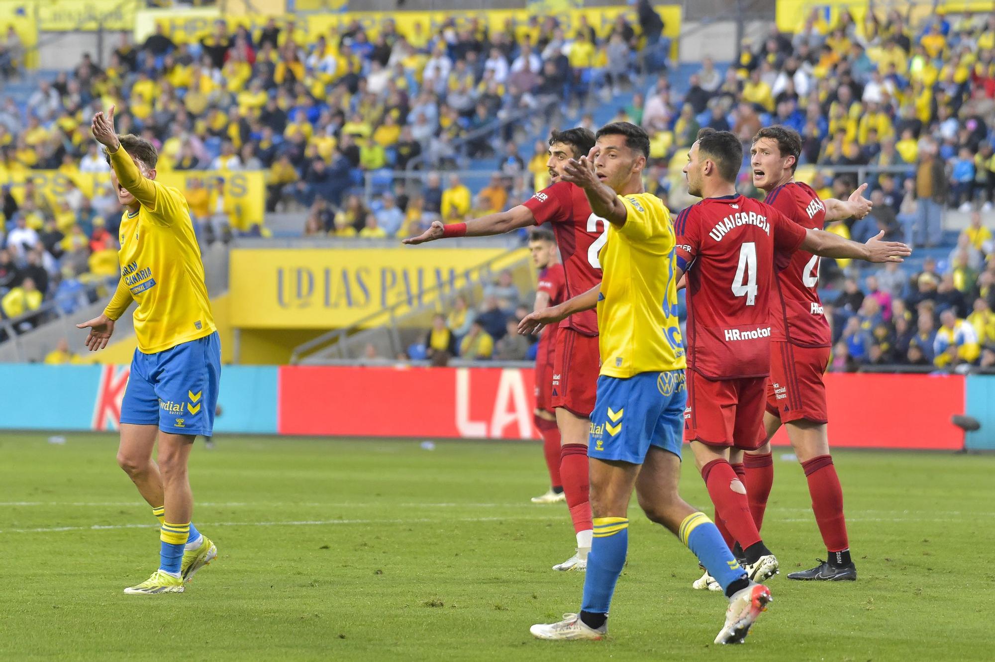 El partido UD Las Palmas-CA Osasuna, en imágenes