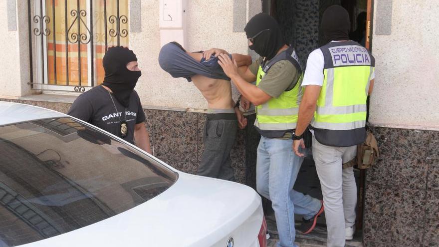 Uno de los detenidos por la Policía Nacional.