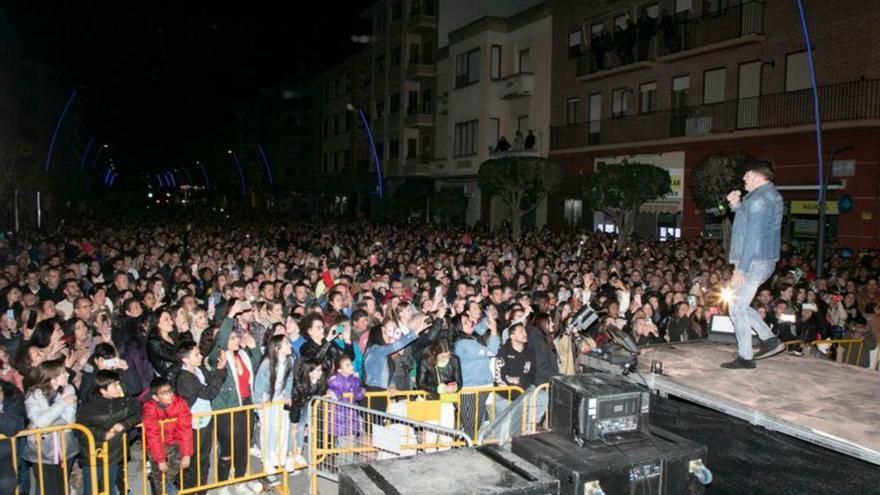 Concierto en la avenida Cosculluela en las pasadas fiestas. | SERVICIO ESPECIAL